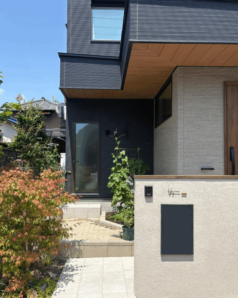 ガーデニングに家庭菜園に。植物との暮らしを楽しむ新築外構