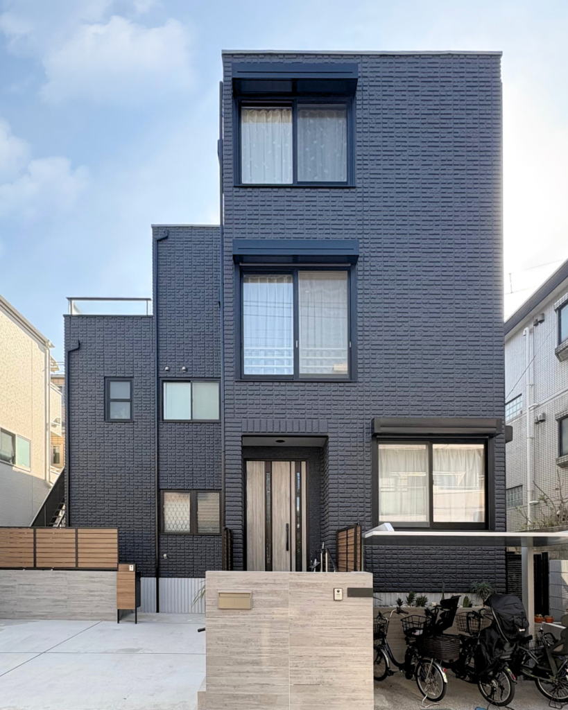 お子様にも安心な動線！明るく開放的な二世帯住宅リノベーション　市川市の施工事例