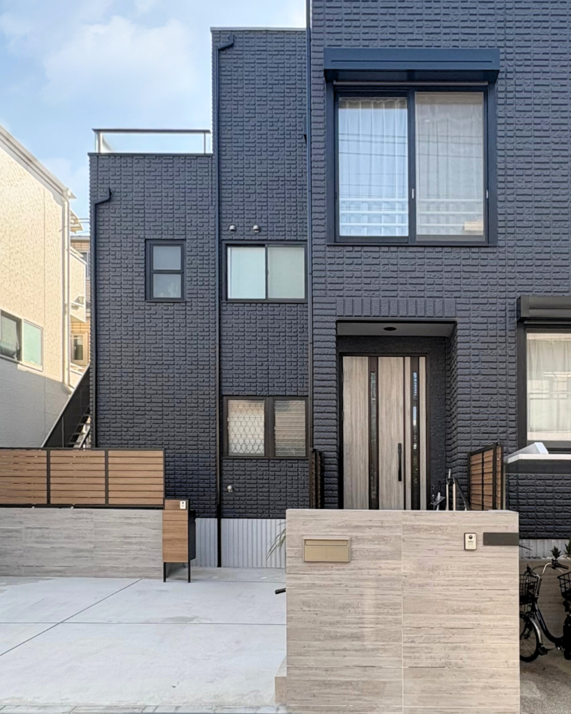 お子様にも安心な動線！明るく開放的な二世帯住宅リノベーション　市川市の施工事例